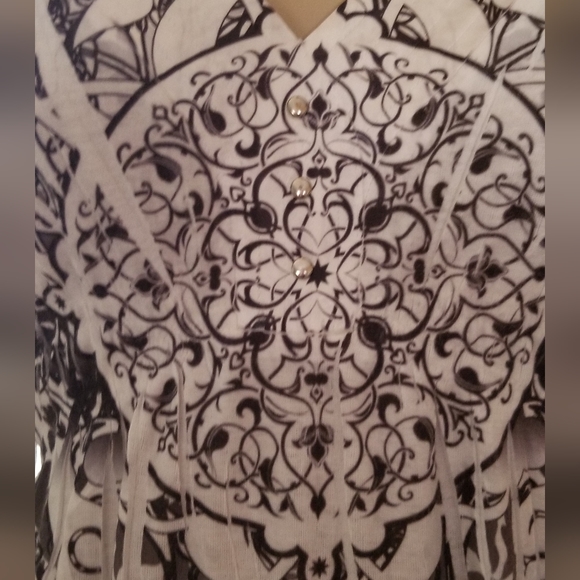 One World Live and Let Live Top - Picture 2 of 7